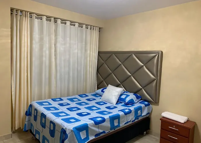 Departamento Con Cochera En Chimbote